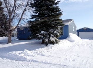 359 Maple Dr, Mapleton, ND 58059