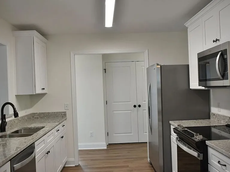 7232 Old Bug Ln — Photo 11