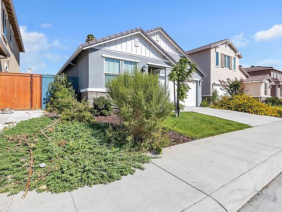 3rd image of 7760 Shattuck Ct