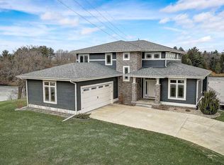 E12586 Bay Rd, Merrimac, WI 53561