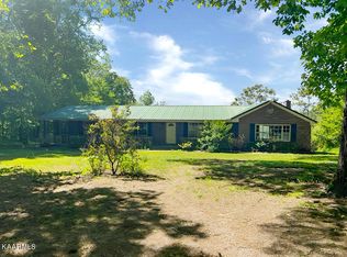 236 Sharp Cemetery Ln, La Follette, TN 37766