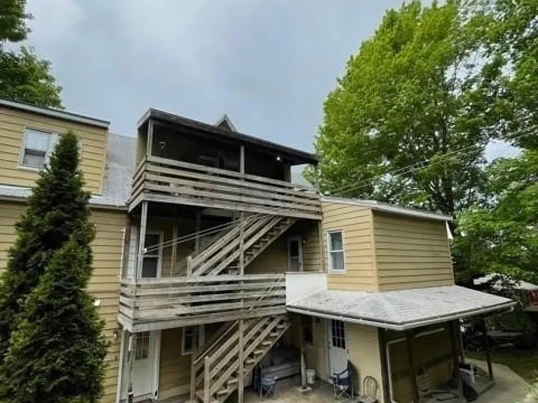 232 Long Hill Ave #3 — Photo 2