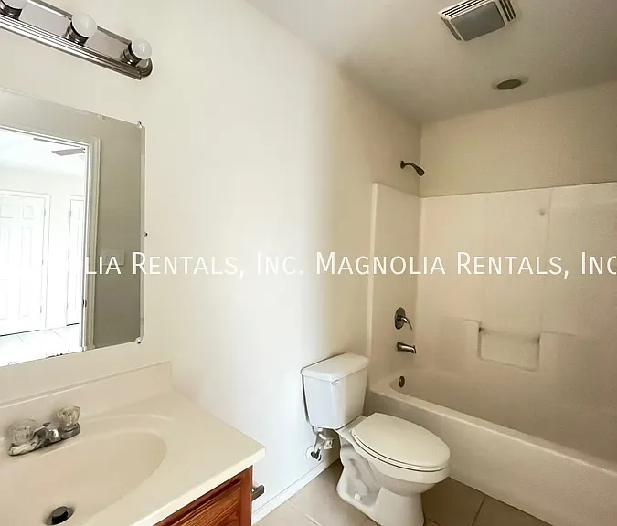 3705 S Fairmont Ave #A — Photo 30
