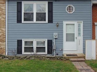 222 Juniper Dr, Etters, PA 17319