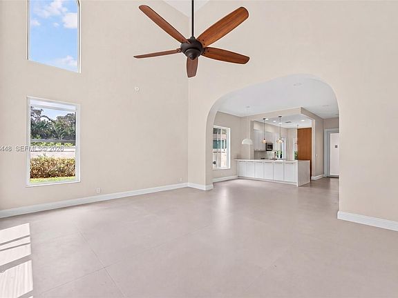 5th image of 2546 NW 52nd St