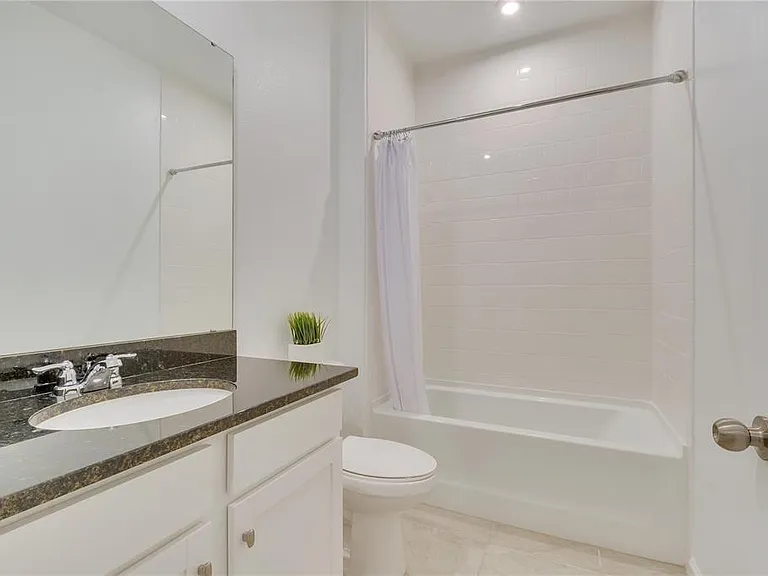1098 Boardwalk Pl — Photo 12
