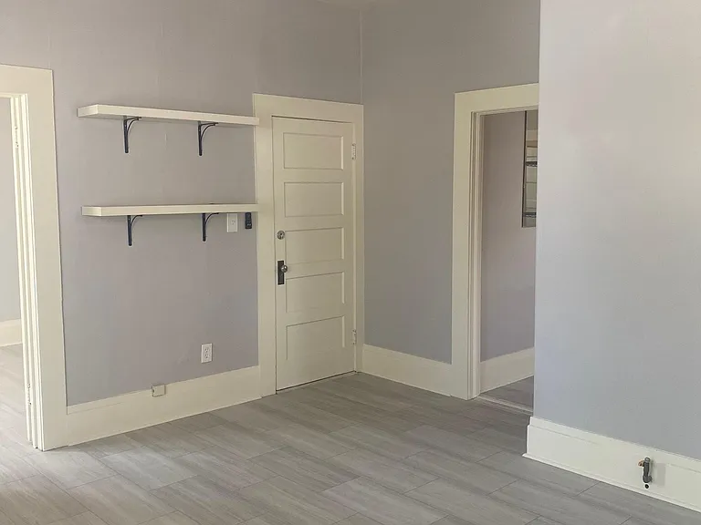 2707 I St #3 — Photo 9