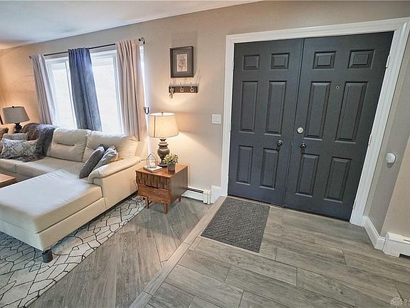 5th image of 3853 Rosecliff Dr