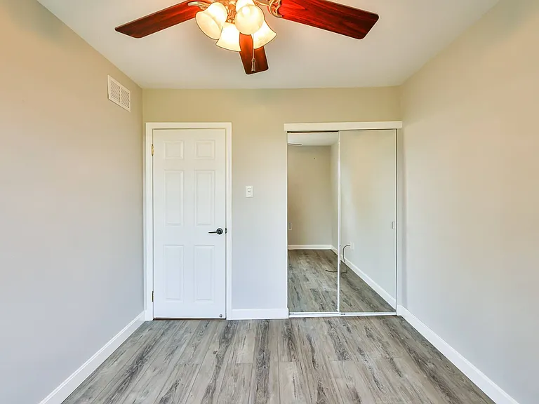 9898 Wistaria St — Photo 32