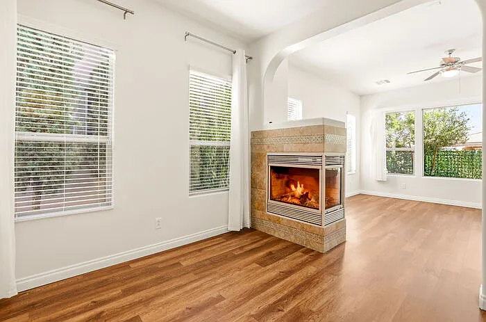 1589 E Vesper Trl — Photo 29