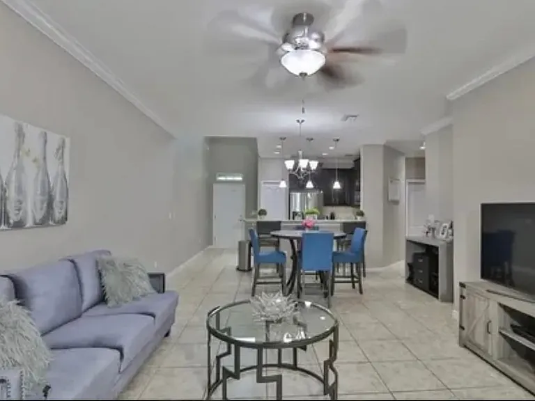 10452 Whittington Ct — Photo 22