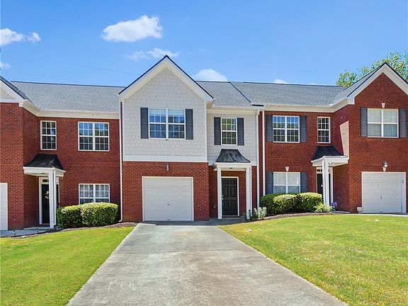 2nd image of 1129 Montague Pl