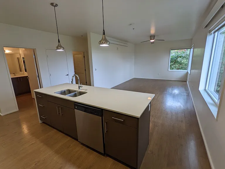 Viewpoint Terrace Apartments — Photo 69