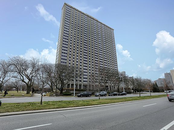 2nd image of 1300 E Lafayette St #606