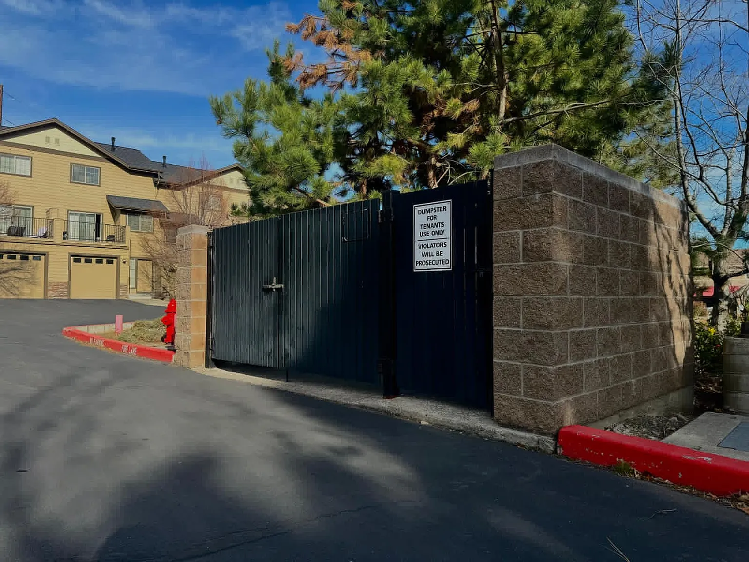 Westside Condominium Apartments — Photo 2