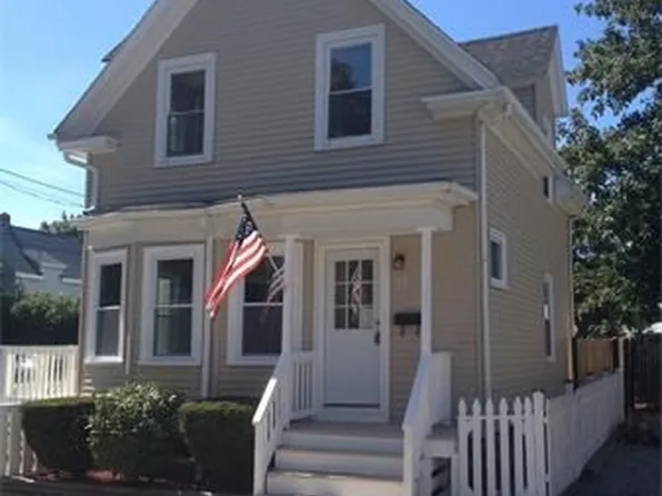 53 Groveland St, Lynn, MA 01902