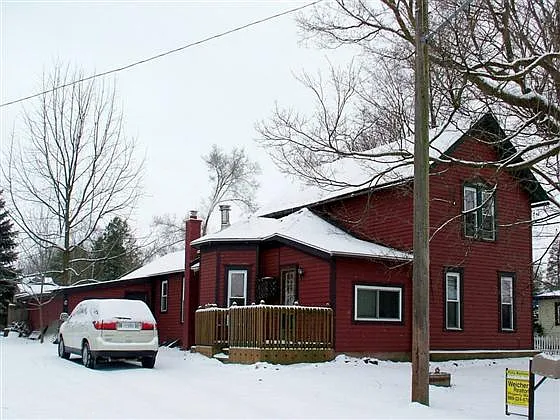 219 W Pine St photo 1