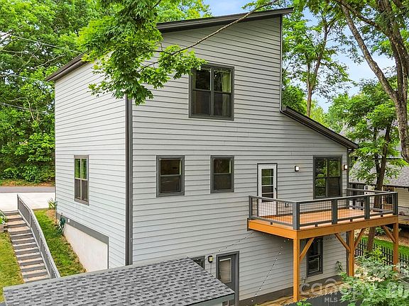 4th image of 31 Lilac St