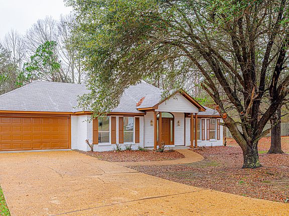 2nd image of 807 Meadow Way Cv
