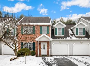 34 Ironwood Ln, Tewksbury, MA 01876