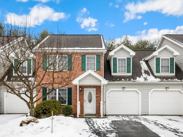 34 Ironwood Ln, Tewksbury, MA 01876