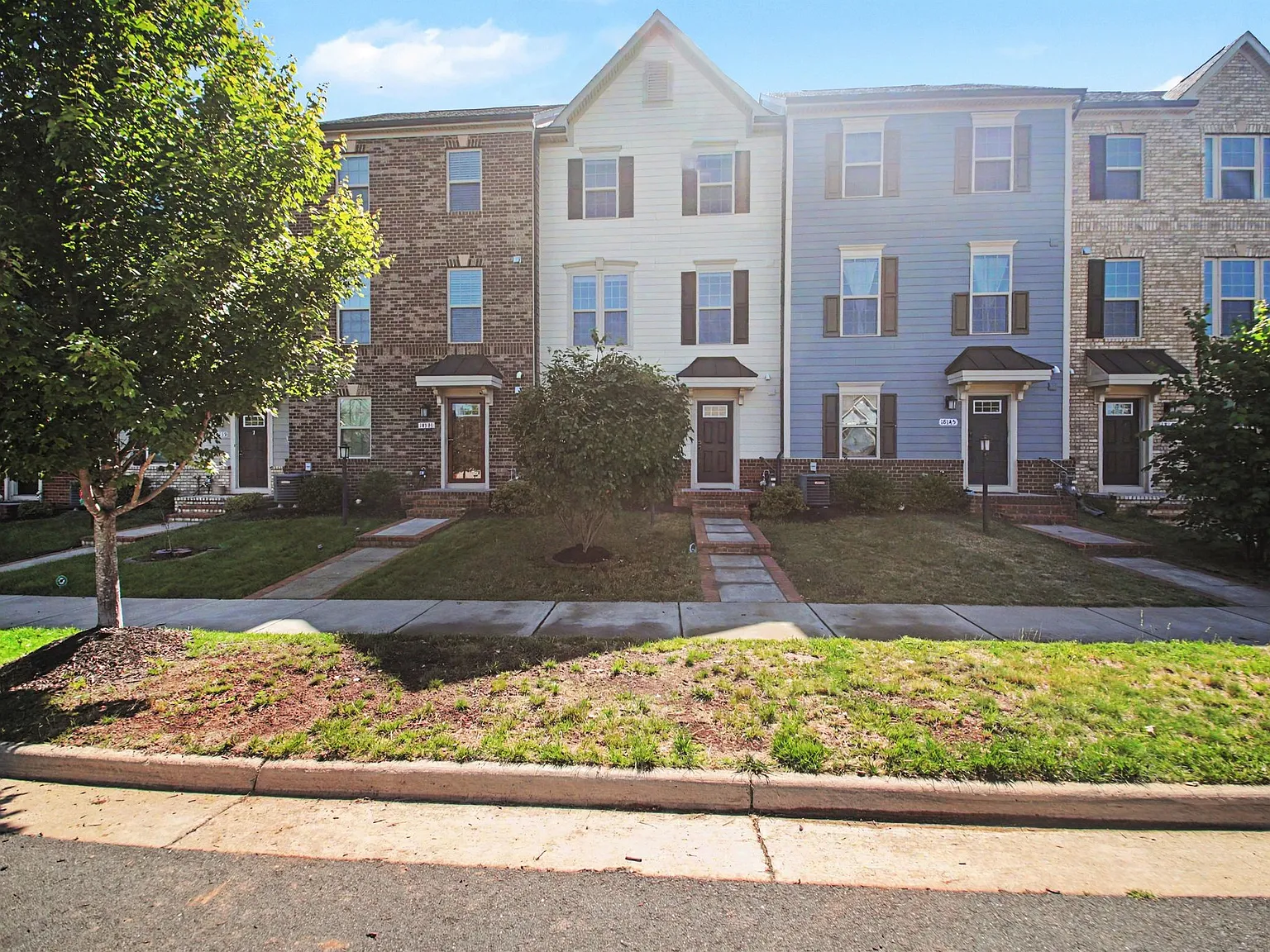Potomac Shores Beauty — Photo 2