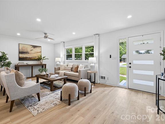 2nd image of 3826 Sudbury Rd