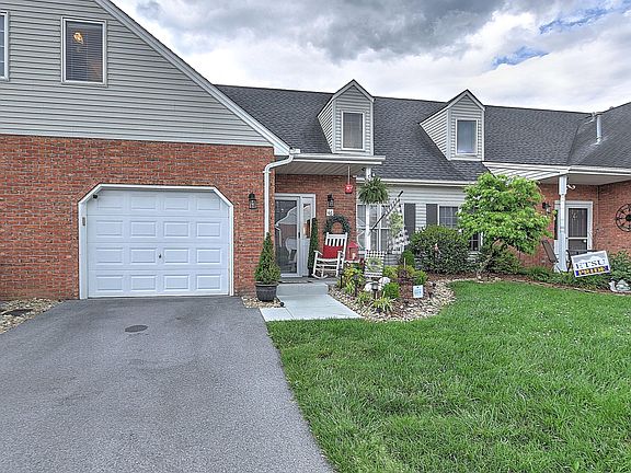 3rd image of 1725 W Lakeview Dr Unit 46