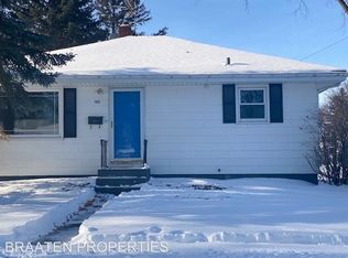 1601 6th St S, Moorhead, MN 56560