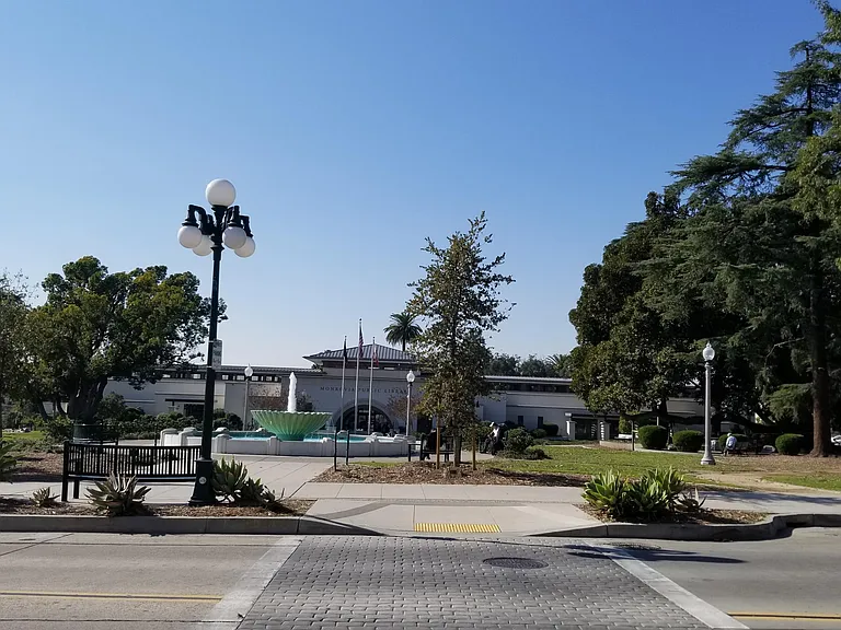 208 S Encinitas Ave — Photo 28