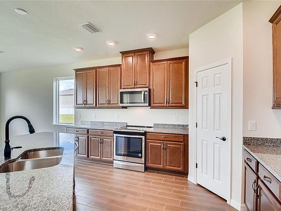 5th image of 33115 Frogs Leap Ln #3219
