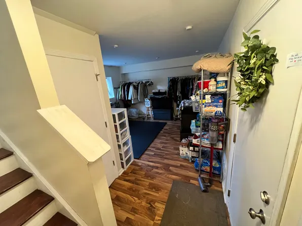 1263 Driftwood Ln, Hampshire, IL 60140