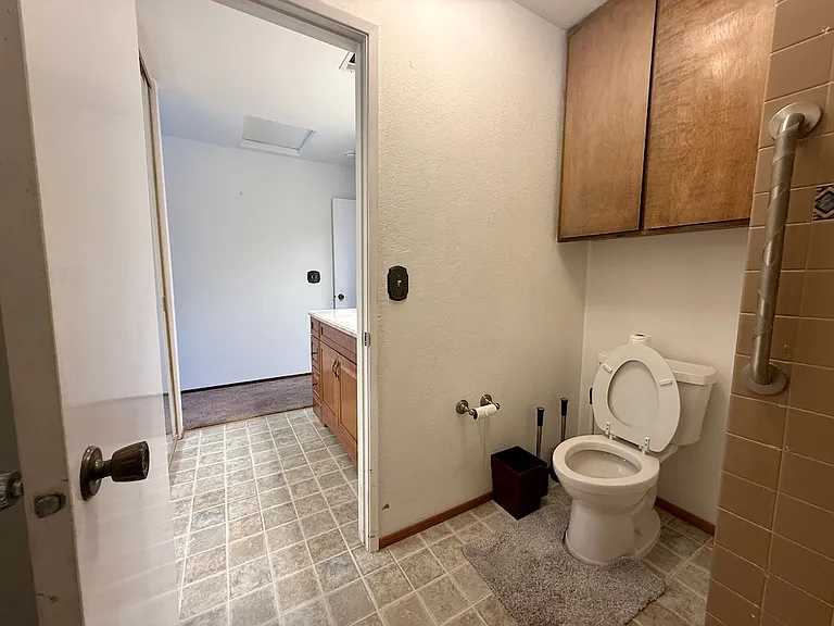 2810 Miller Ct — Photo 25