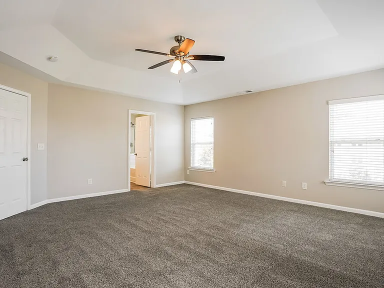 304 Edgecroft Way — Photo 11