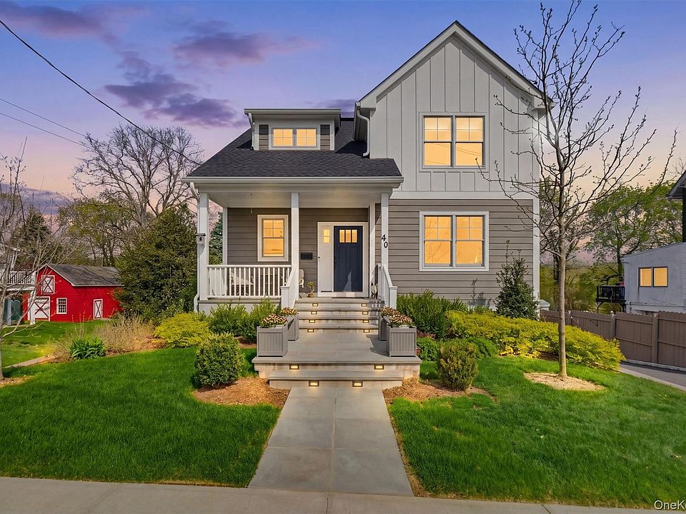 1st image of 40 Grand Street