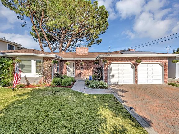 3rd image of 1430 Glenmoor Way