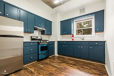Rented by Dixon Advisory USA Inc.