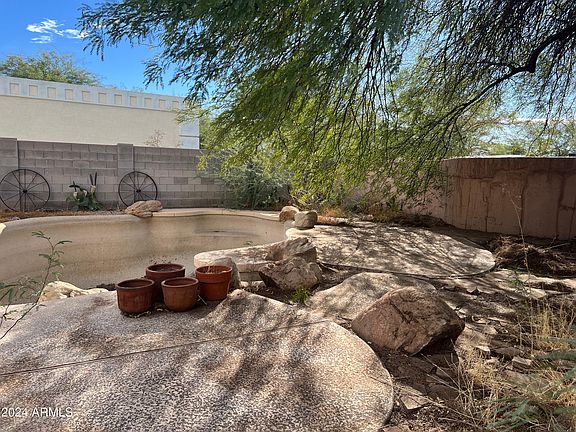 5th image of 1627 E LAS PALMARITAS Drive