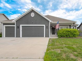 901 Chisam Rd, Kearney, MO 64060