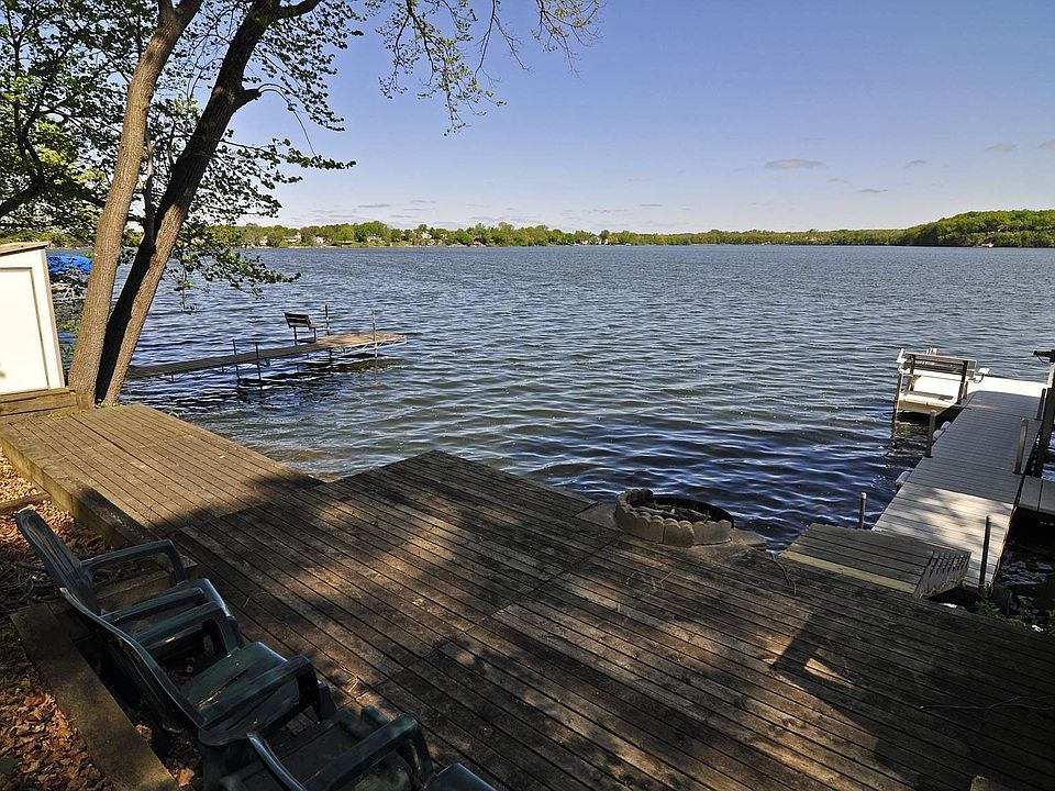 Enjoy your lakeside deck