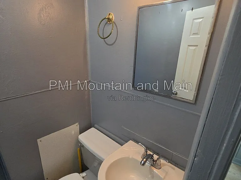 51 Summit St #1 — Photo 23