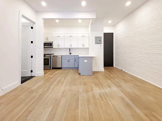 Rented by Citified Realty Group LLC | media 9