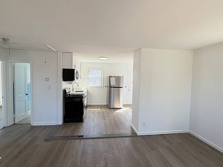 12 Barbara Ln — Photo 7