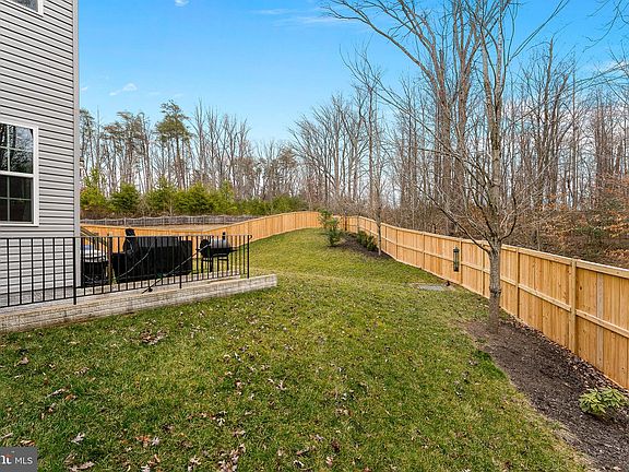 5th image of 33 Egret Ct