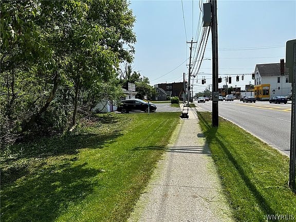 2nd image of 5867 Transit Rd E Lot 24