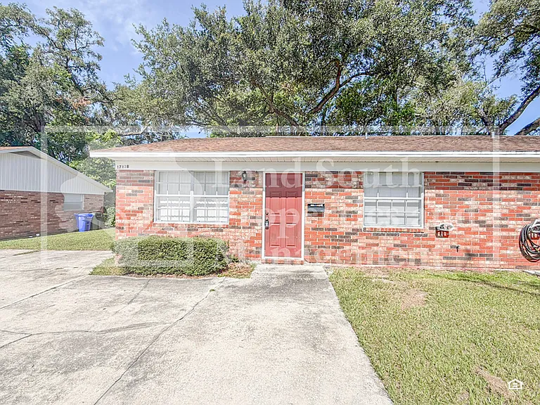 1703-B S King Ave #1701A-1707B — Photo 2