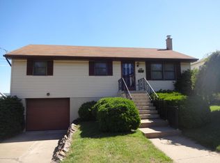115 Crane St, Scranton, PA 18505