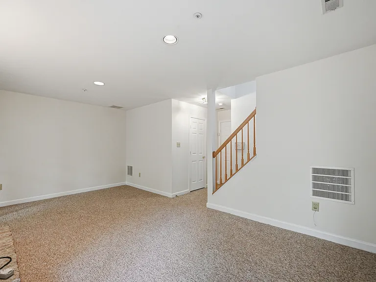 6030 Kelsey Ct — Photo 20
