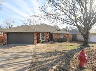 2004 N Timberview Dr, Edmond, OK 73013