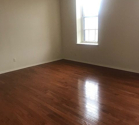 2nd image of 505 S 9th St APT 4
